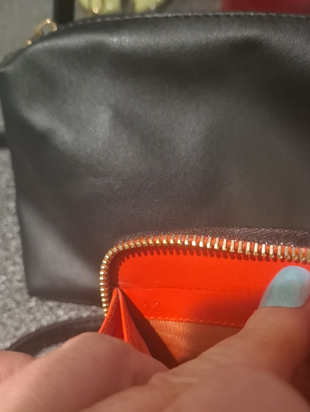 Miu Miu Wallet and Clear Tote Bag - Picture 10 of 16